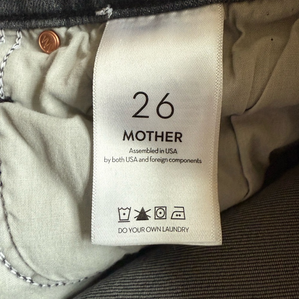 MOTHER The Scrapper Cuff Ankle Fray Jeans - Picture 10 of 11